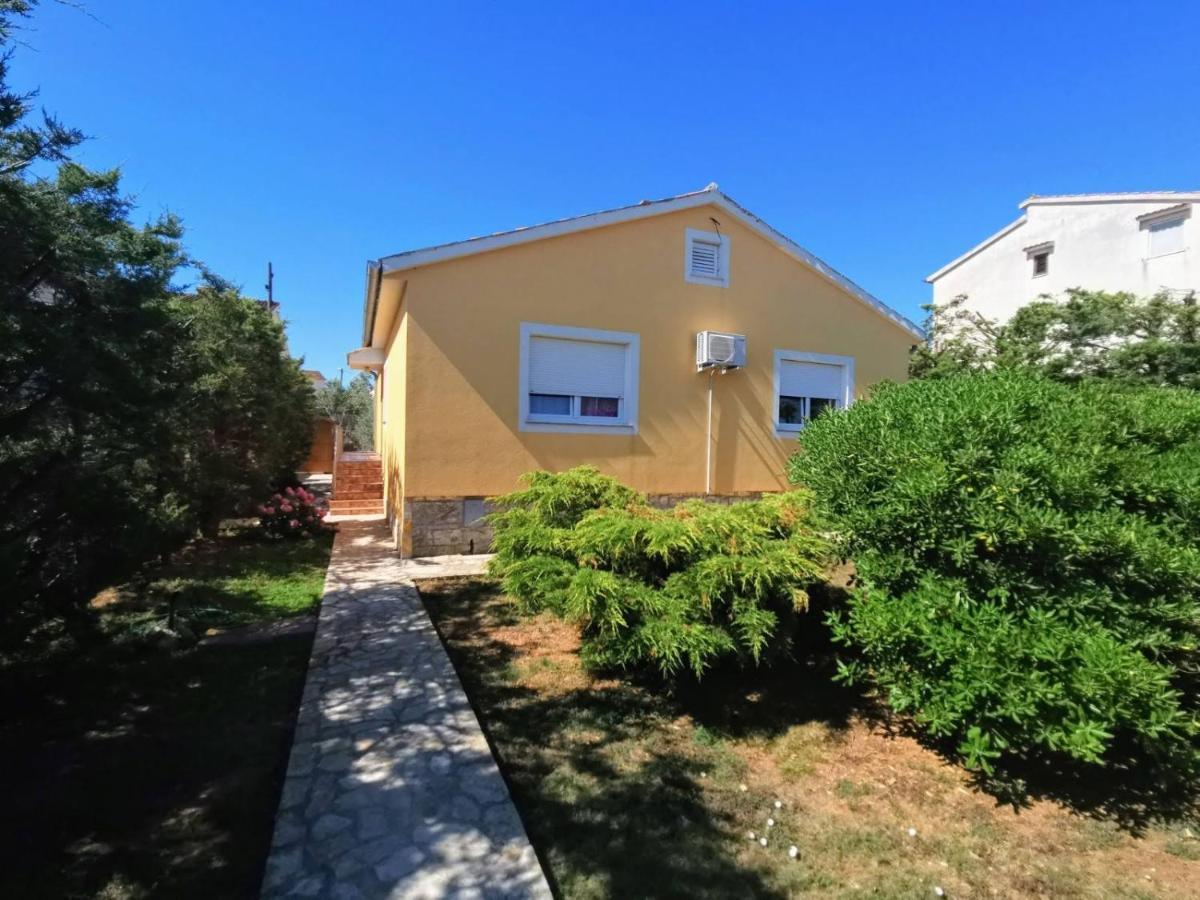 Holiday Home Istra With Jacuzzi Медулин Екстер'єр фото